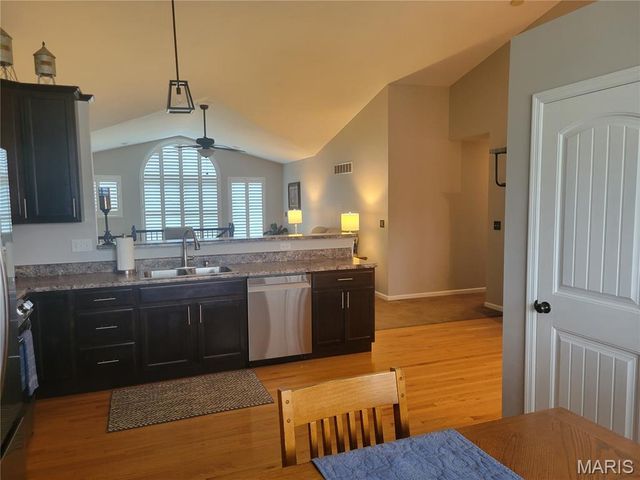 708 Bellingrath Gardens Court, Wentzville, MO 63385