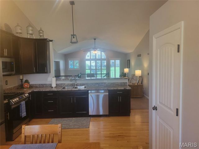 708 Bellingrath Gardens Court, Wentzville, MO 63385
