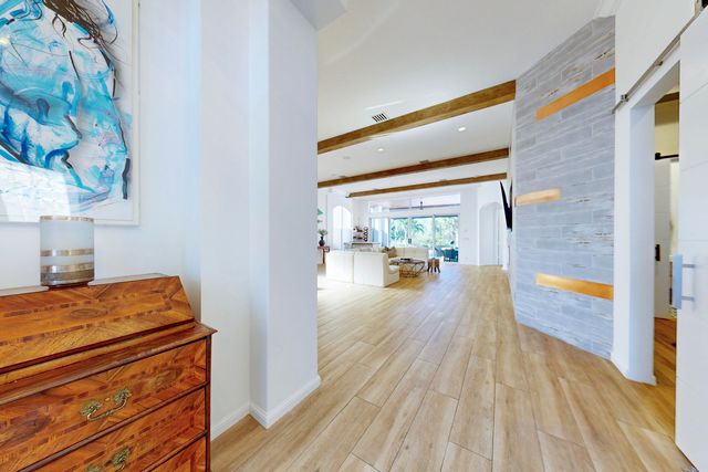 142 Porto Vecchio Way, Palm Beach Gardens, FL 33418