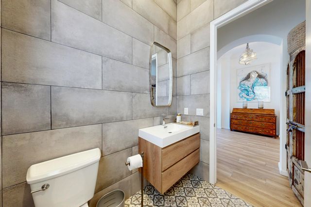 142 Porto Vecchio Way, Palm Beach Gardens, FL 33418