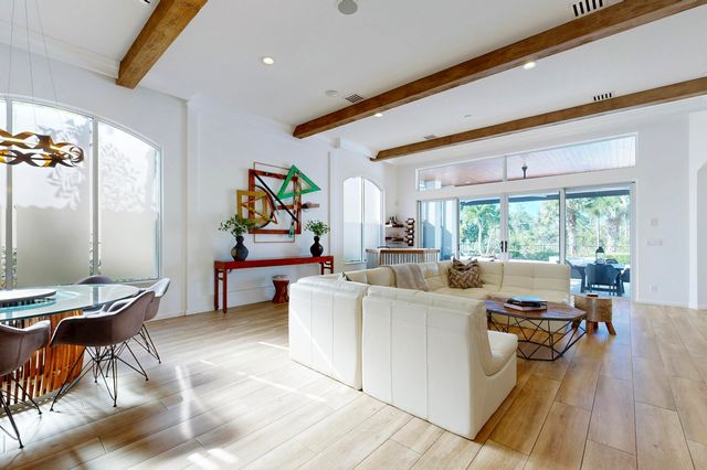 142 Porto Vecchio Way, Palm Beach Gardens, FL 33418