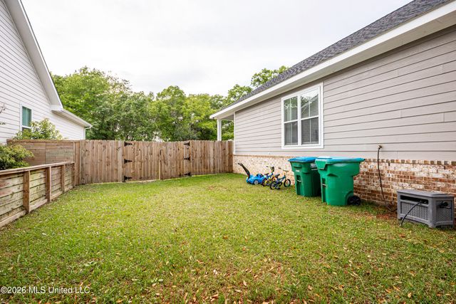 1439 Mantou Street, Pascagoula, MS 39567