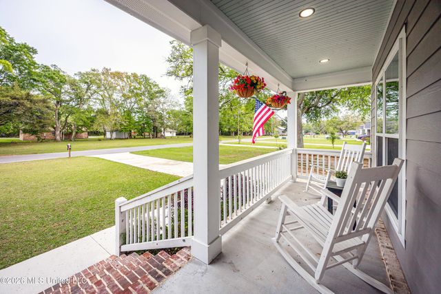 1439 Mantou Street, Pascagoula, MS 39567