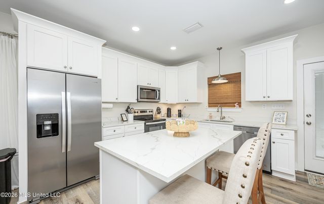 1439 Mantou Street, Pascagoula, MS 39567