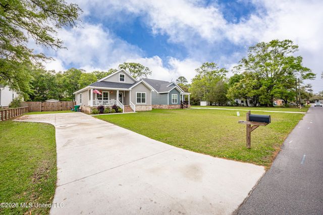 1439 Mantou Street, Pascagoula, MS 39567