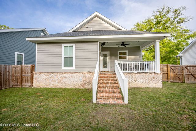 1439 Mantou Street, Pascagoula, MS 39567