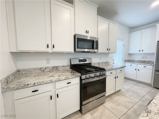 3762 Neblina Drive, Henderson, NV 89052