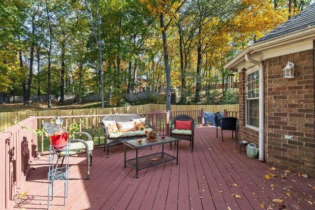 8910 E CARROLLWOOD LN, Memphis, TN 38016