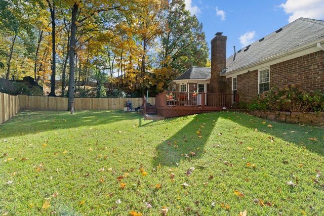 8910 E CARROLLWOOD LN, Memphis, TN 38016