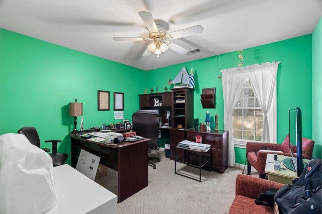 8910 E CARROLLWOOD LN, Memphis, TN 38016