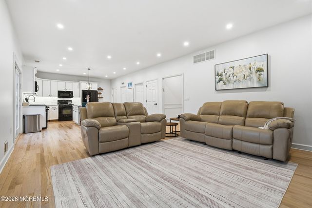 1688 New Hampshire Avenue, Toms River, NJ 08755