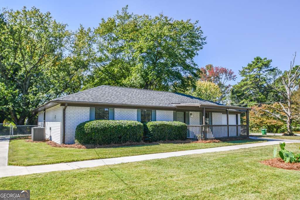 1871 Singer Way, Lithonia, GA 30058 — photo 2