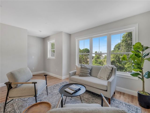 256 Point Avenue, Warwick, RI 02889