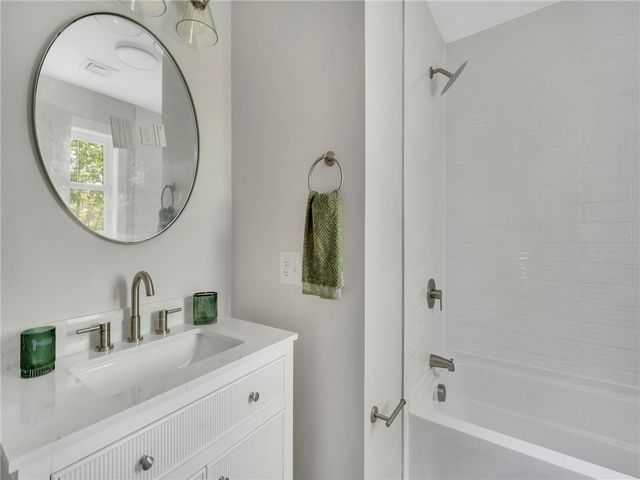 256 Point Avenue, Warwick, RI 02889