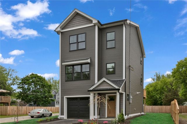 256 Point Avenue, Warwick, RI 02889