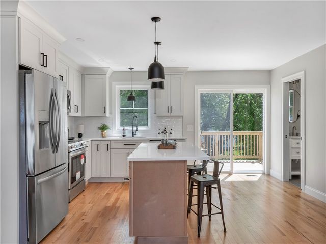 256 Point Avenue, Warwick, RI 02889