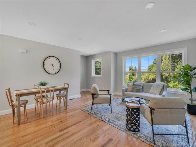 256 Point Avenue, Warwick, RI 02889