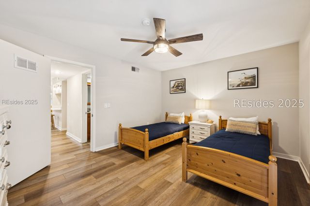 59 Carnoustie Rd Apt 241, Hilton Head Island, SC 29928