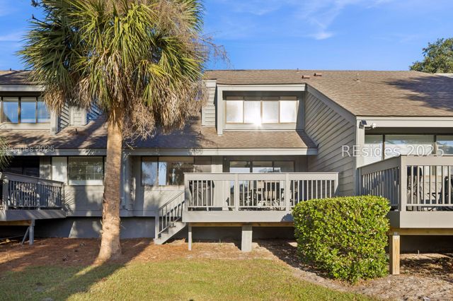 59 Carnoustie Rd Apt 241, Hilton Head Island, SC 29928