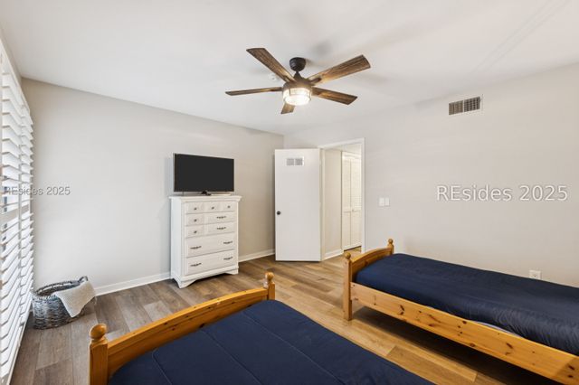 59 Carnoustie Rd Apt 241, Hilton Head Island, SC 29928