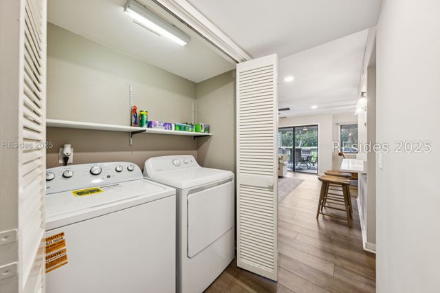 59 Carnoustie Rd Apt 241, Hilton Head Island, SC 29928