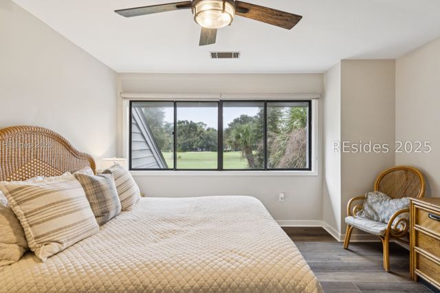 59 Carnoustie Rd Apt 241, Hilton Head Island, SC 29928