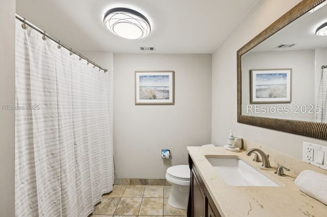 59 Carnoustie Rd Apt 241, Hilton Head Island, SC 29928