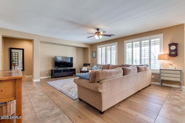 2497 E ARIS Drive, Gilbert, AZ 85298