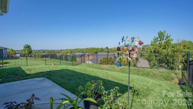 6249 Raven Rock Drive, Denver, NC 28037