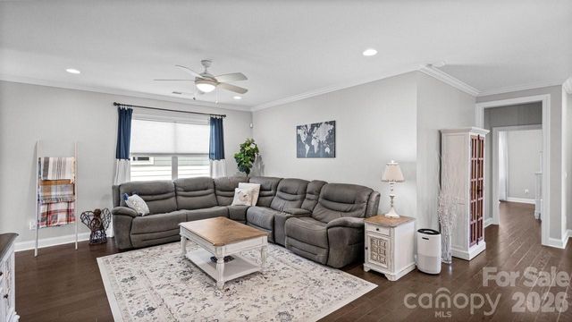6249 Raven Rock Drive, Denver, NC 28037