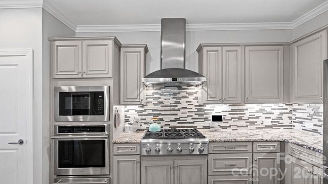 6249 Raven Rock Drive, Denver, NC 28037