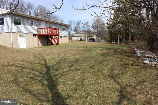 117 BASIN HILL RD, Duncannon, PA 17020