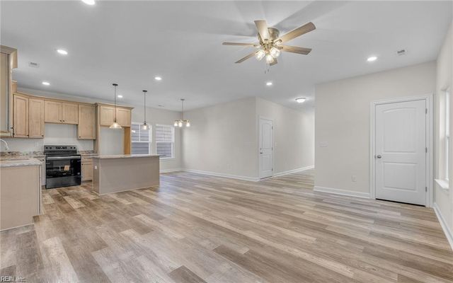 1323 29th ST, Newport News, VA 23607