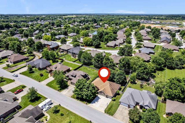 711 North Milton Drive, Nixa, MO 65714