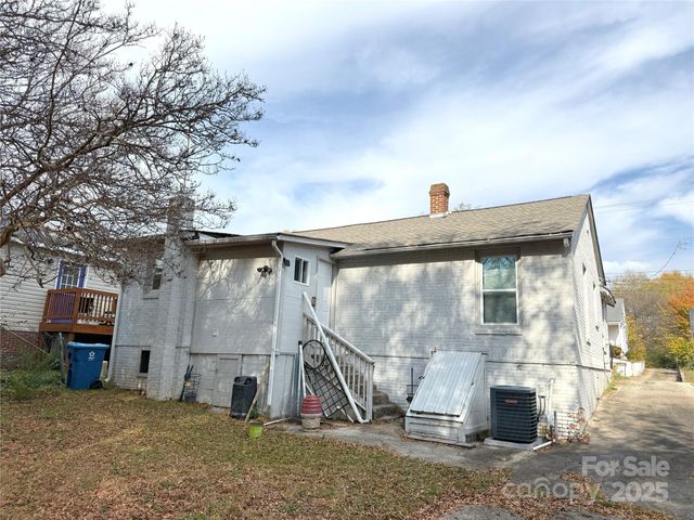 1421 W Horah Street, Salisbury, NC 28144