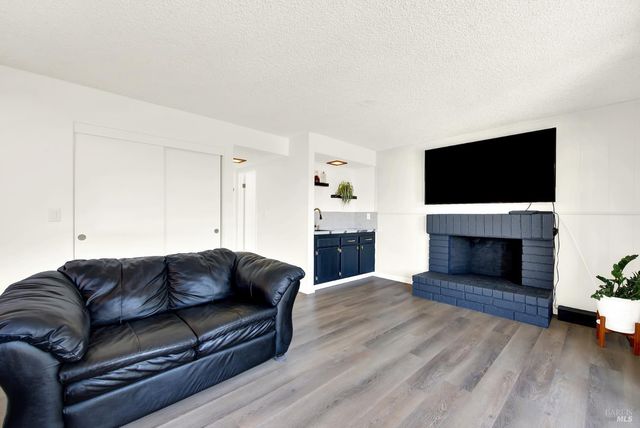 1305 Corcoran Ave, Vallejo, CA 94589