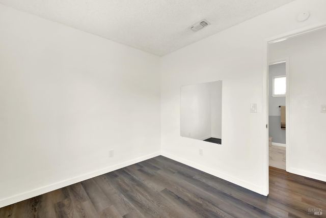 1305 Corcoran Ave, Vallejo, CA 94589