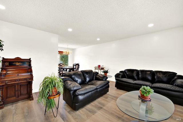 1305 Corcoran Ave, Vallejo, CA 94589