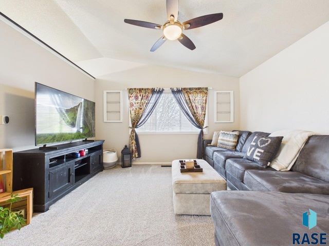 115 W Carroll St Street, Tea, SD 57064