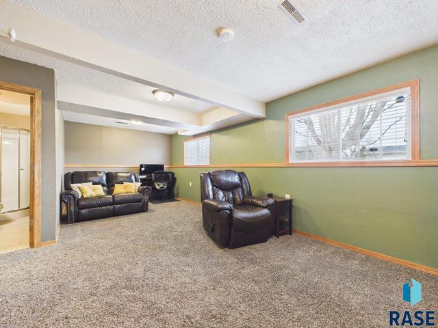 115 W Carroll St Street, Tea, SD 57064