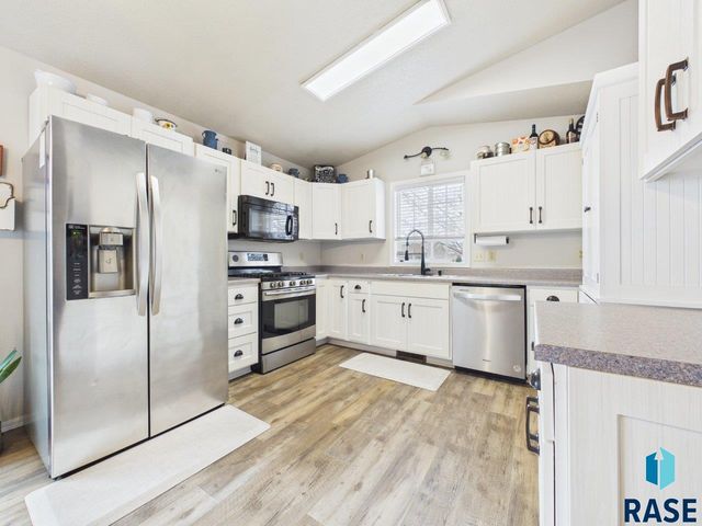 115 W Carroll St Street, Tea, SD 57064