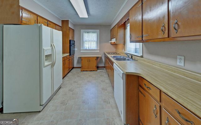 403 North Avenue, Eastanollee, GA 30538
