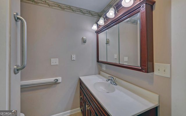 403 North Avenue, Eastanollee, GA 30538