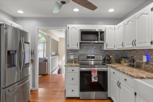 105 Creekside Drive, Dalton, GA 30720