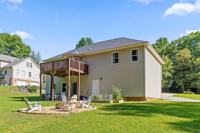 105 Creekside Drive, Dalton, GA 30720