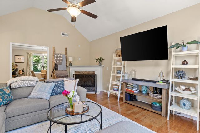 105 Creekside Drive, Dalton, GA 30720