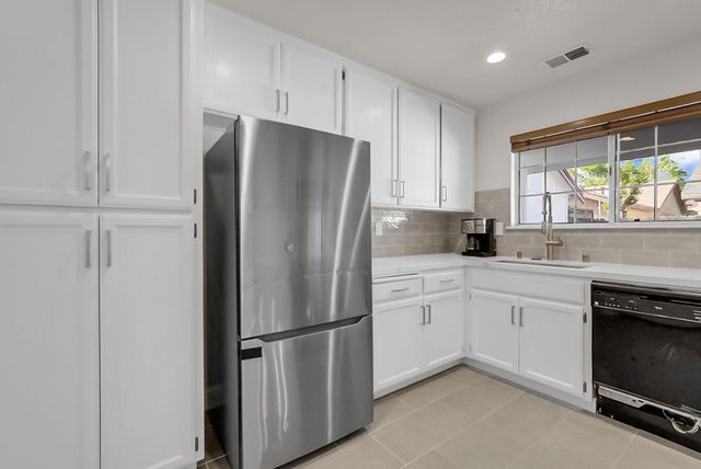 1435 Christina Dr, Tracy, CA 95376
