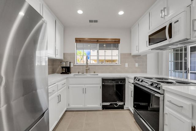 1435 Christina Dr, Tracy, CA 95376