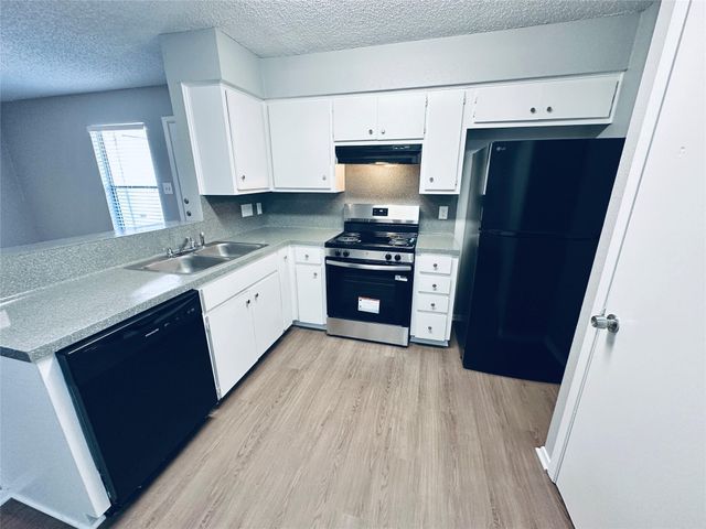 5500 Rose Hill CIR A, Austin, TX 78745