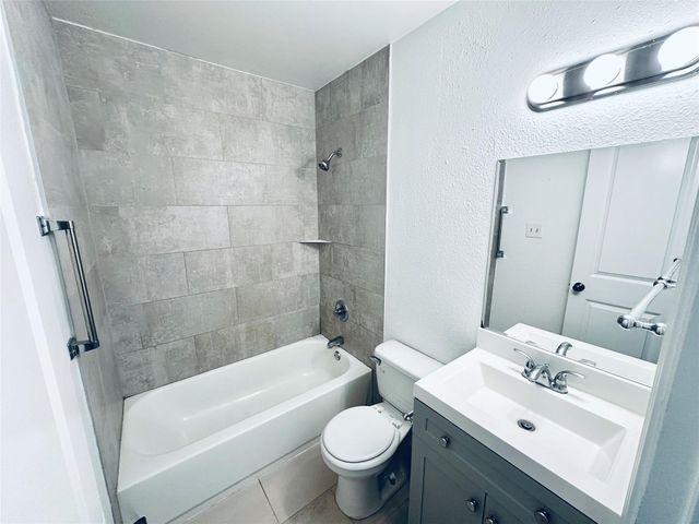 5500 Rose Hill CIR A, Austin, TX 78745